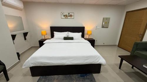 Lahore Apartamento | Luxury Studio Apartment Near Lahore Airport