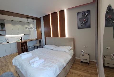 Tirana Apartamento | Luxury Studio Apartment Square 21, Seven Heavens