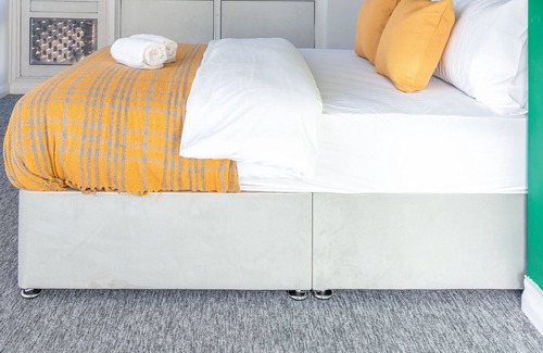 Southgate Apartamento | Luxury Studio, Southgate Station