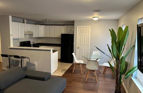 Weequahic Apartamento | Luxury Townhouse in Newark