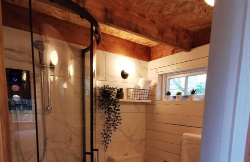 Pencader Casa | Luxury Treehouse Escape Carmarthenshire Countryside near Cardigan Coast