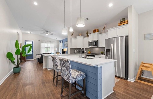 Port Royal Cabaña | Luxury updated, near beaches and downtown Beaufort