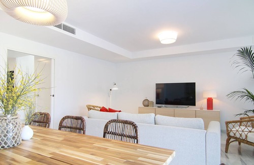 El Puerto de Santa María Chalet De Esquí | Chalet de lujo, 225 m2,, con vistas al mar, en urbanización exclusiva