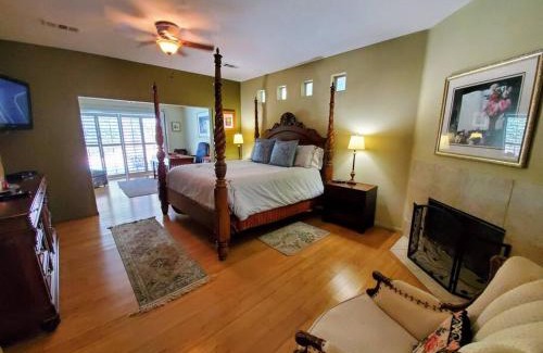 Bermuda Dunes Casa | Luxury Villa, 10 min to Coachella, Walk to BNP