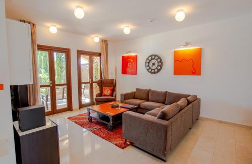 Aphrodite Hills Villa | Luxury Villa AJ 04 with Private Infinity Pool and Hot Tubs, Aphrodite Hills Resort