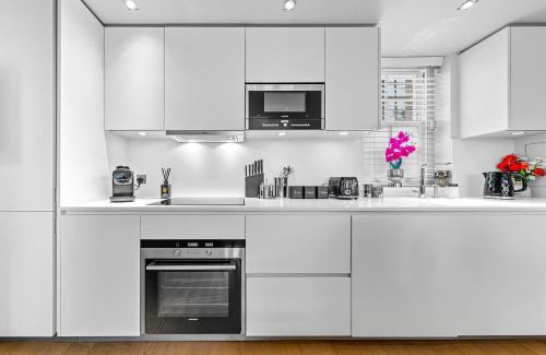 Brompton & Hans Town Villa | Luxury Villa by Hyde Park