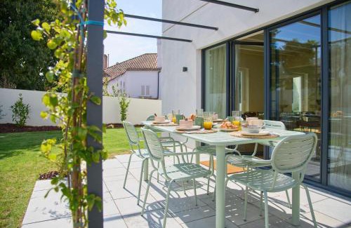 Paco De Arcos Villa | Luxury Villa by the Sea w Salty Pool, by TimeCooler