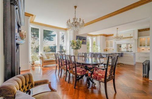 Nottingham City Centre Villa | Luxury Villa - City Centre - Sleeps 13