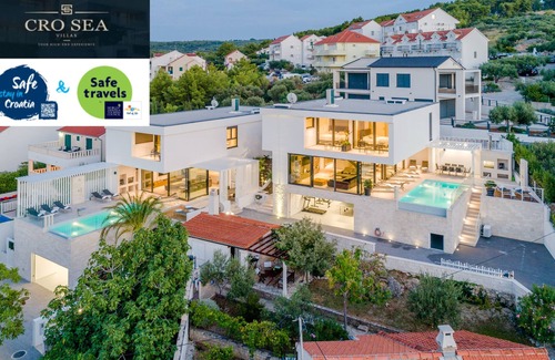 Sutivan Villa | Luxury Villa Complex VITAE & PAX