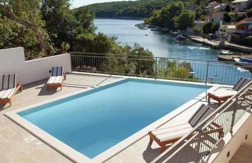 Vela Luka Villa | Luxury villa Lovely maiden near Vela Luka, pool