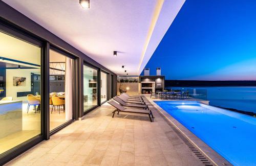 Novigrad Villa | Luxury Villa Novita with Pool