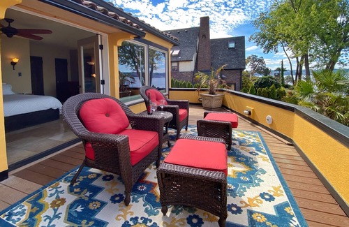 Tacoma Casa | Luxury Villa ⭐️ Puget Sound Views 🌊 Chef’s Kitchen