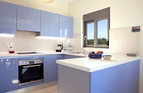 Apokoronas Villa | Villa de diseño de lujo, piscina infinita privada, impresionantes vistas al mar y las montañas.