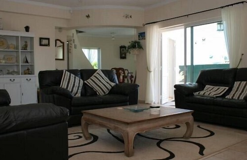 Alpouvar Villa | Villa de lujo con piscina privada en una zona tranquila