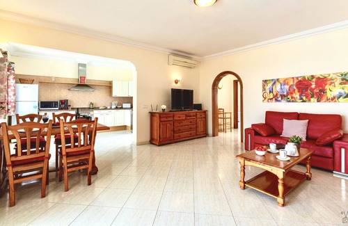 Matagorda Villa | Villa de lujo w / climatizada privada Piscina, Mesa de billar, Wi-Fi gratuito