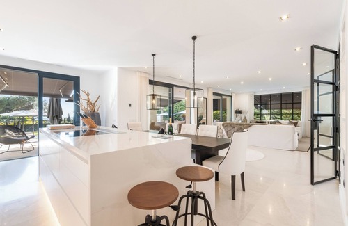 Marbella Villa | Luxury Villa with Sea Views in Sierra Blanca