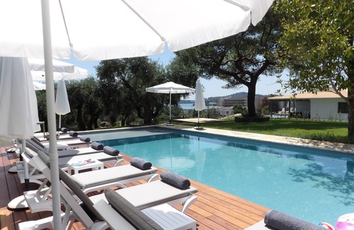 Dassia Villa | VILLA DE LUJO CON VISTAS AL MAR