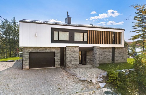 Orford Chalet De Esquí | LUXURY WATERFRONT CHALET