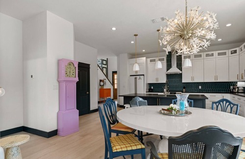 Cedar Creek Reservoir Casa | Luxury Waterfront Family Retreat