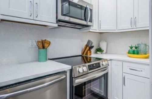 Coquina Key Condominio | Luxury Waterfront Resort Style Living- The Beachy Getaway