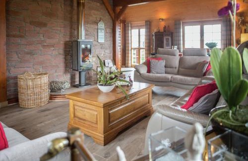 Septon Chalet De Esquí | Luxury Wellness Villa, Septon