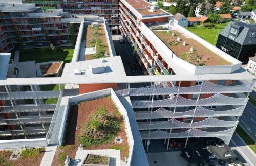 Graz Apartamento | Luxusapartment mit 40 qm Terrasse, E-Parkplatz und Parkplatz