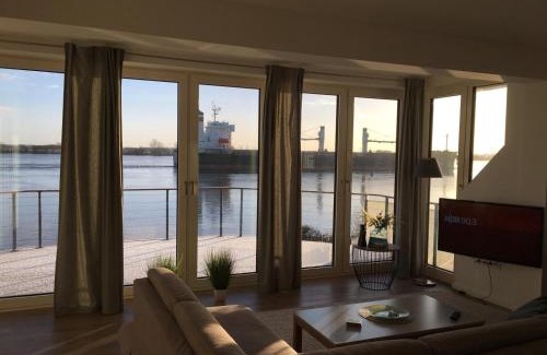 Brake Apartamento | Luxuswohnung Pazifik WESER WELLNESS WHIRLPOOL
