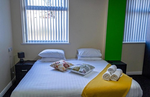 Tunstall Apartamento | Lymedale Suites Studios & Aparthotel in NEWCASTLE UNDER LYME & STOKE
