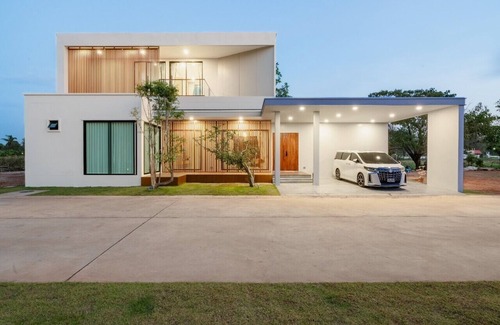 Nong Khai Villa | Lyntara Pool Villa Nongkhai