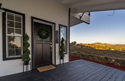 Jamul Casa | Lyons Peak Vacation Rental- Bohemian Unit