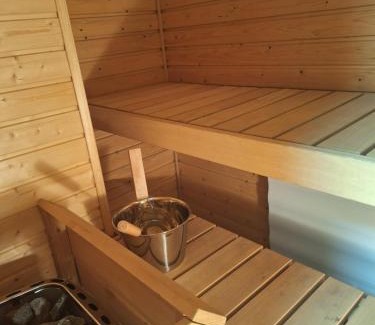 Maentsaelae Apartamento | Mäntsälä Centrum- huoneisto saunalla ja ilmaisella pysäköinnillä