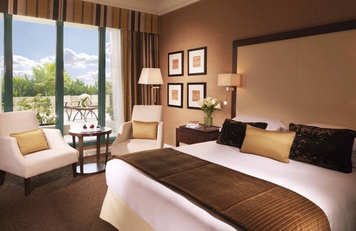 Garhoud Hotel | Mövenpick Grand Al Bustan Dubai