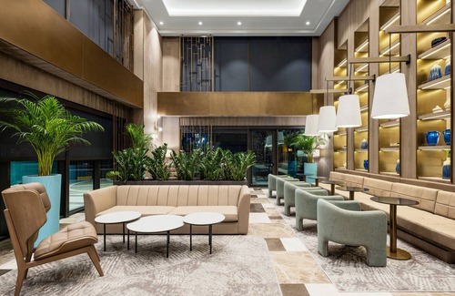 Kagithane Hotel | Mövenpick Living Istanbul Camlivadi