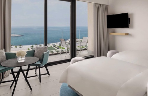 Ras Al Khaimah Hotel | Mövenpick Resort Al Marjan Island