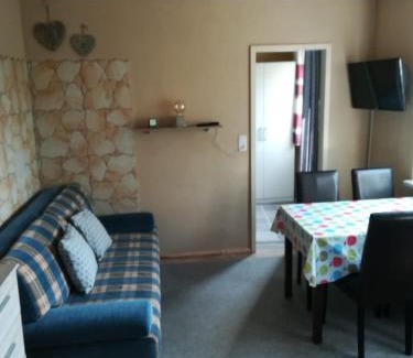 Greiz Casa | Müller's Ferienbungalow "Zur Göltzschtalbrücke"