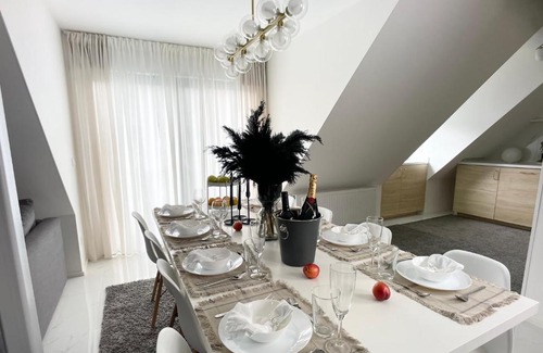 Sudstadt Apartamento | M-Style 04 Apartment mit Balkon und Gasgrill, 24h Self-Check-In, Free Parking, Netflix