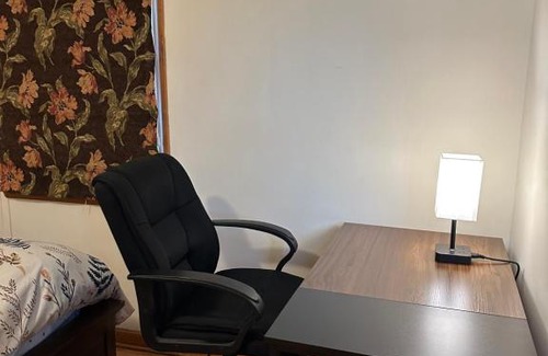 New Brunswick Casa | M2 Comfortable Room near Rutgers U, hospitals