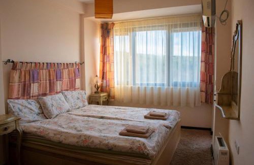 Kostenets Apartamento | Ma-Bebe SPA Suite - Thermal Jacuzzi and Family Comfort