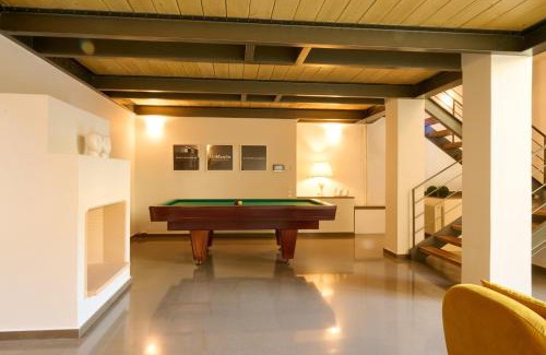 Kerameikos Villa | Ma Maison No9 Downtown Villa,jacuzzi,5bdrs,parking