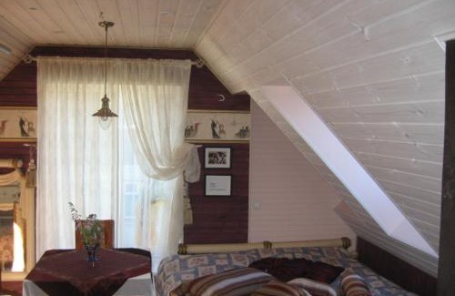 Turi Complejo | MaaRitza Holiday Cottage
