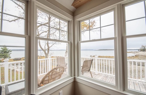 North Brooklin Casa | Mabel's Point - Private Beach Brooklin!