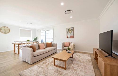 Dubbo Casa | Macintyre House