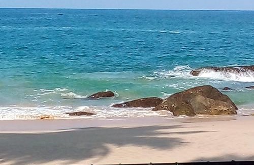 Hikkaduwa Cama Y Desayuno | Madampa Ganga Villa.