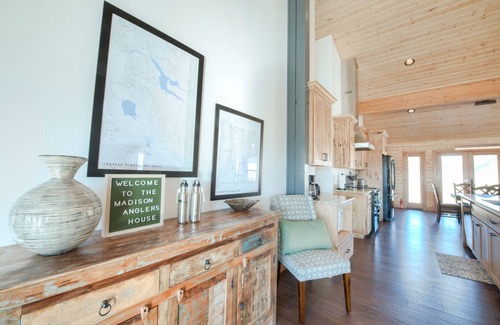 Cameron Casa | Madison Anglers House - Roam Property Management