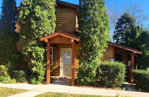 Stoughton Cabaña | Madison / Stoughton 3 BR / 3 BA Lago Kegonsa Cottage