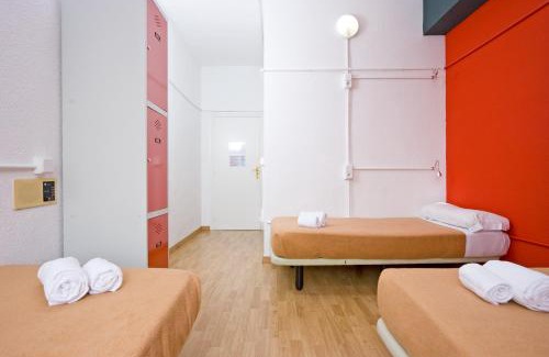 Sol Hostal | MadVibes Hostel Gran Vía