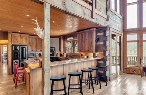Maggie Valley Cabina | ¡Fechas de caídas disponibles! Casa ejecutiva de montaña
