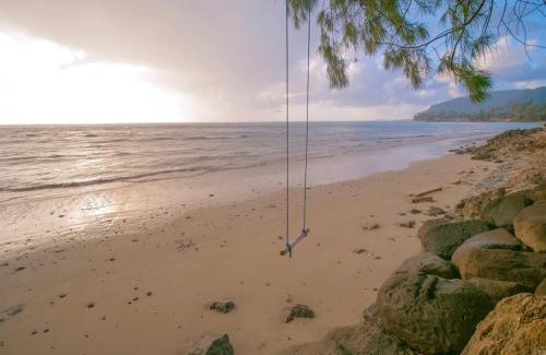 Punaluu Casa | Magic North Shore Beach House 30 day rental PCC BY