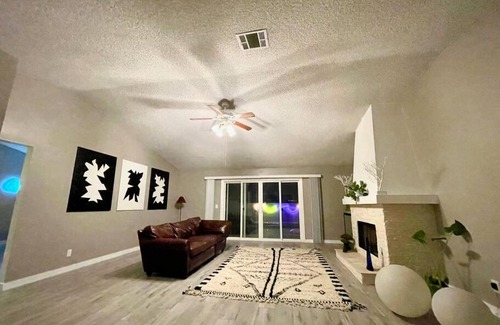 Cathedral City Casa | Magical Desert Oasis Retreat