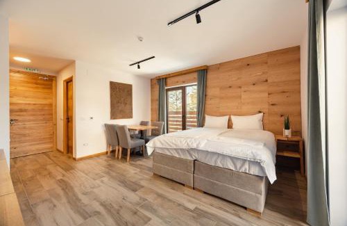 Divcibare Hotel | Maglian Campus